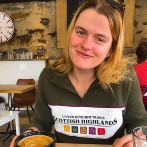 Meet your Posher, Charlotte